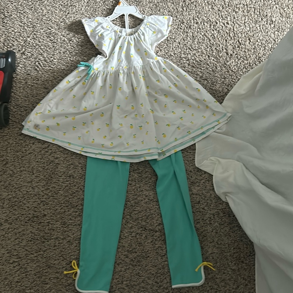 Wildflowers Girls 8 Lemons Tunic & pant set - adorable!!